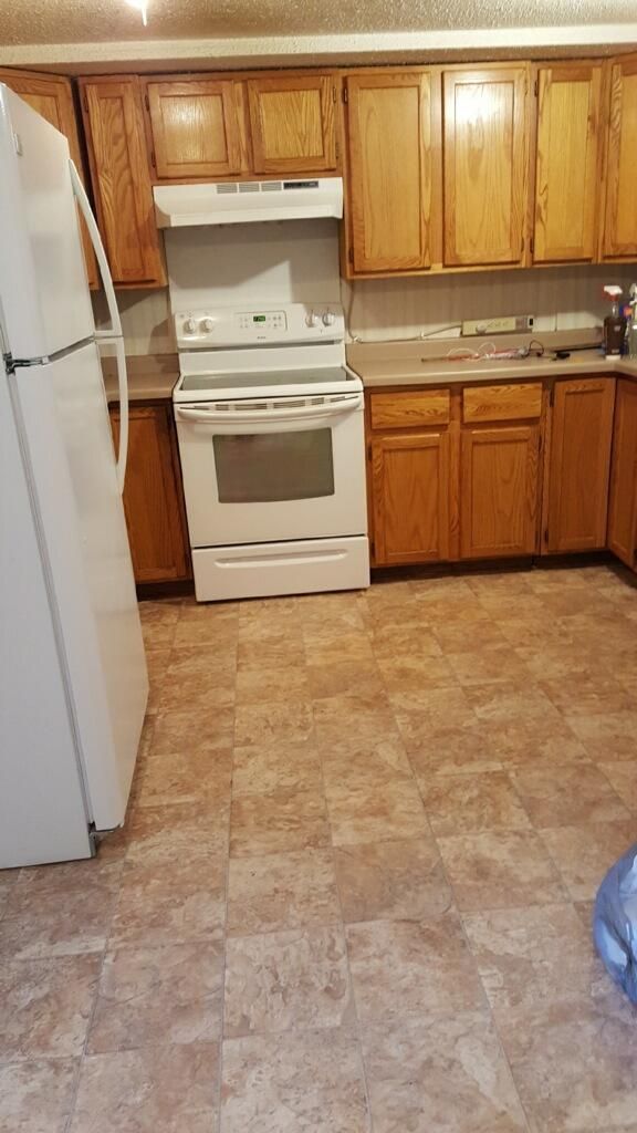 1530 Mcknight Rd N, Maplewood, MN 55119