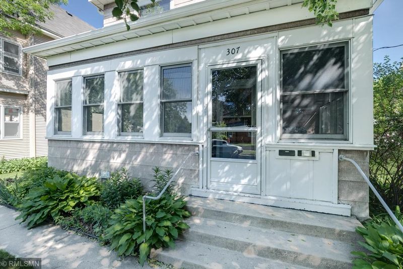 307 6th Ave NE, Minneapolis, MN 55413