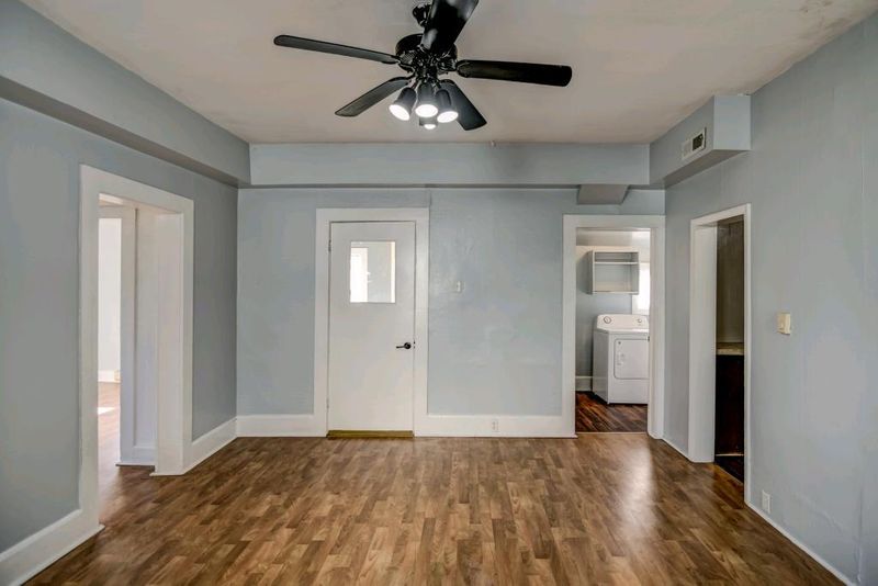 825 E Grand Ave, Eau Claire, WI 54701