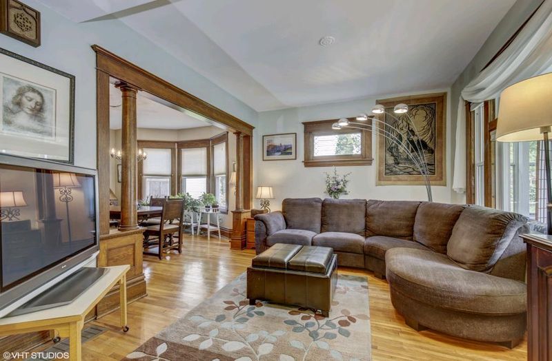 893 Dayton Ave, Saint Paul, MN 55104