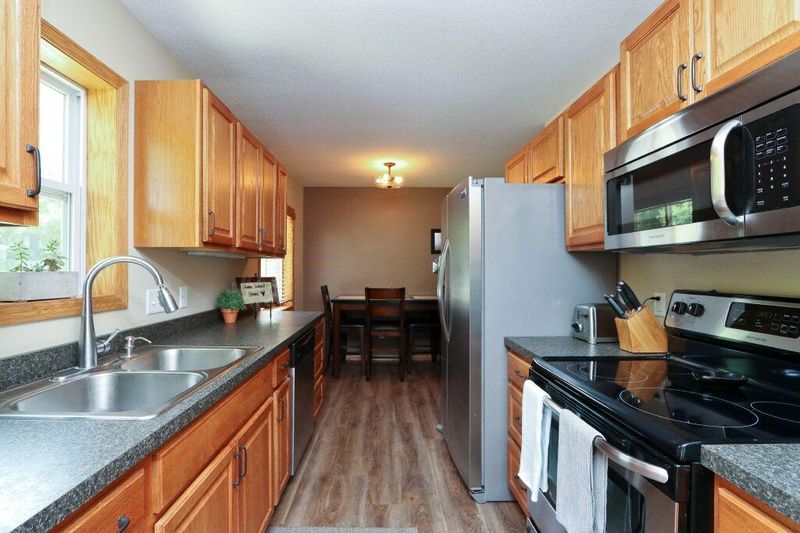 16950 Gannon Way W, Rosemount, MN 55068