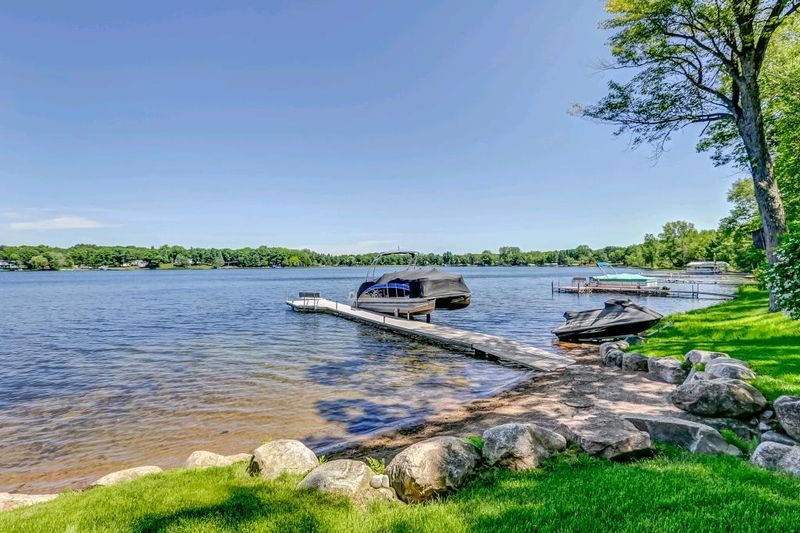 9840 284th Ave NW, Zimmerman, MN 55398