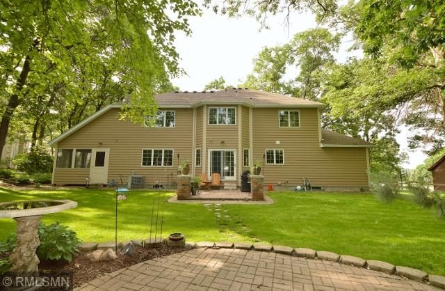 819 Ridgewood Ct, Sartell, MN 56377