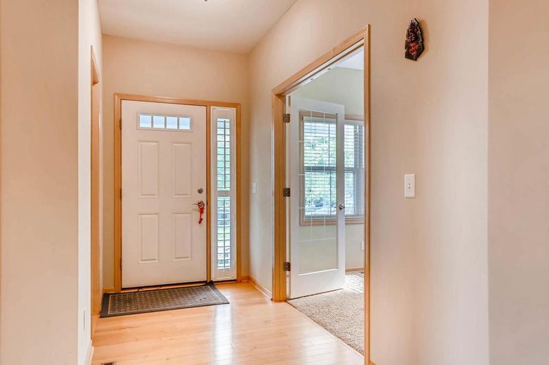 15611 Lilac Dr, Eden Prairie, MN 55347