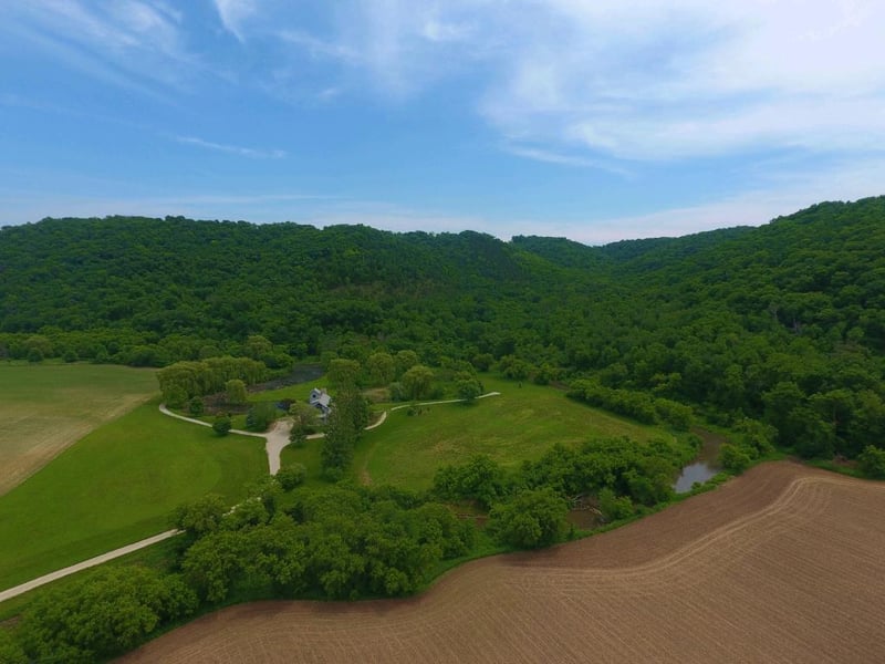 12567 County 4, Houston, MN 55943