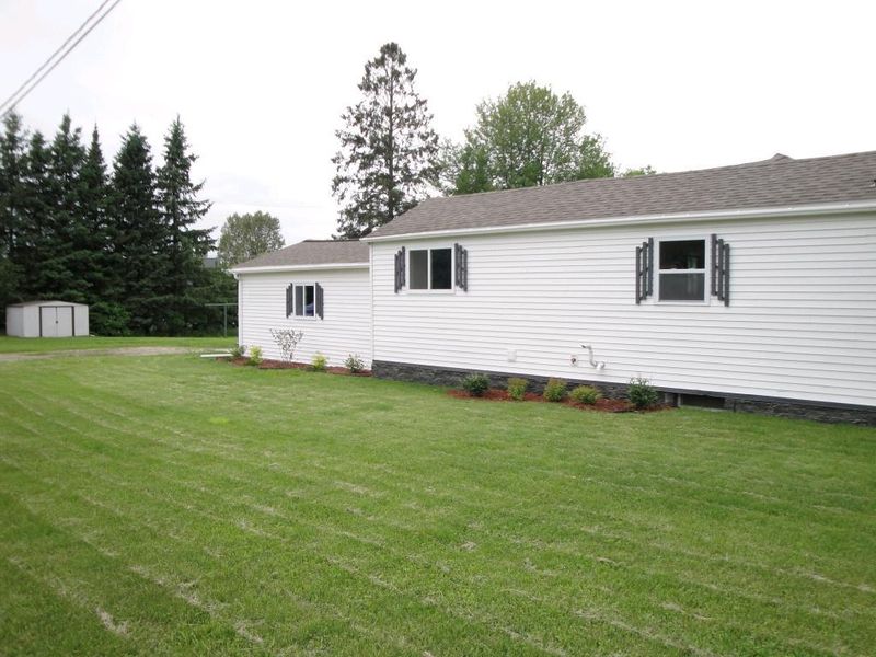 103 NE 10th Ave, Grand Rapids, MN 55744