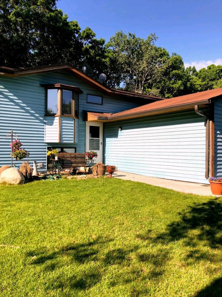 17781 Javelin Ct, Lakeville, MN 55044