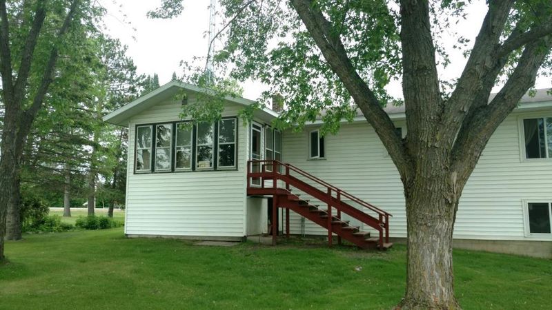 218 1st Ave W, Upsala, MN 56384