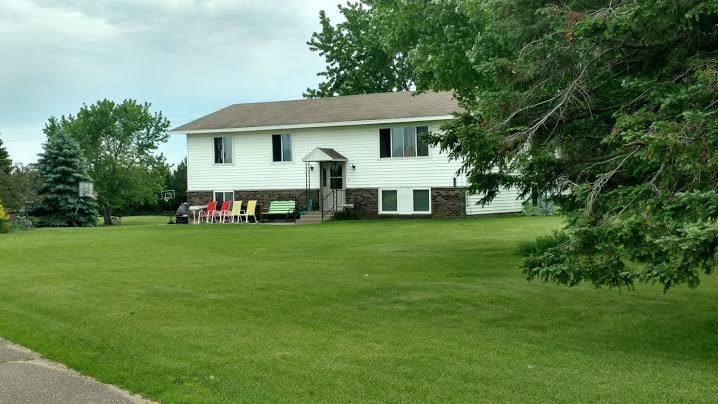 218 1st Ave W, Upsala, MN 56384