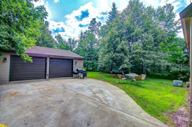 9047 Pierce St NE, Blaine, MN 55434