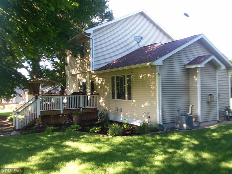 1788 Dunbury Rd, Waconia, MN 55387