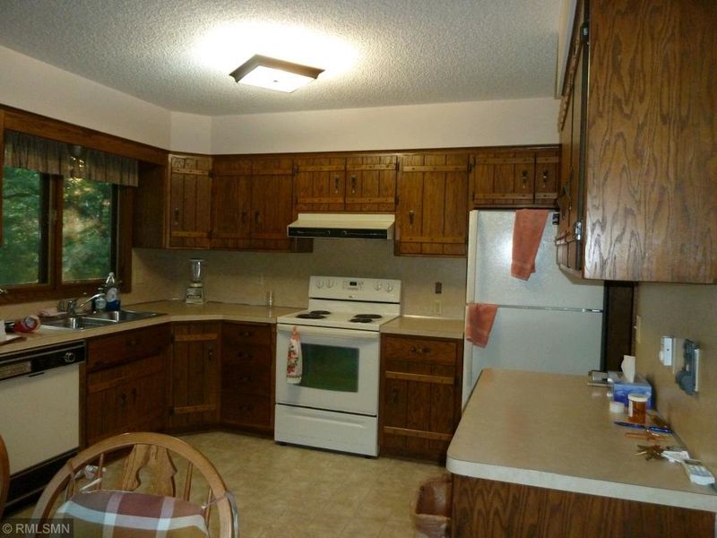 23190 Cross Dr, Deerwood, MN 56444