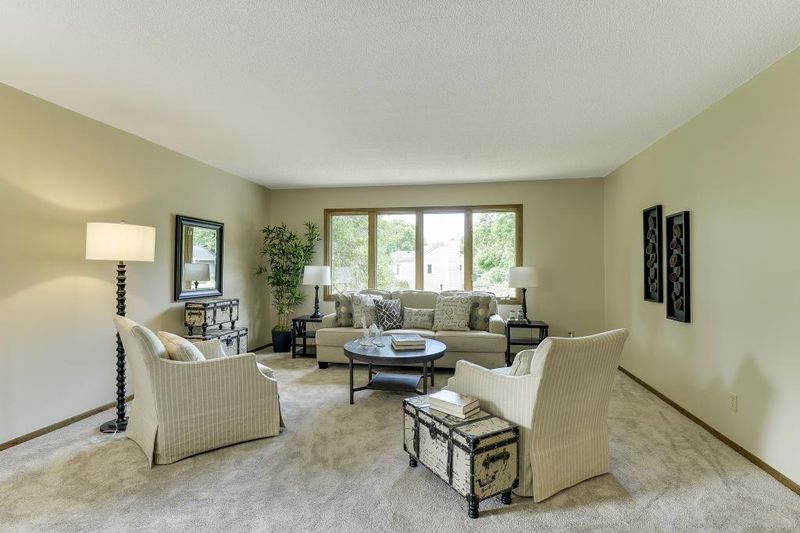 14005 90th Pl N, Maple Grove, MN 55369