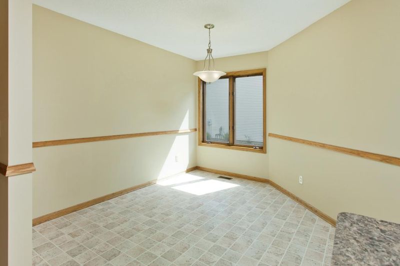 11664 Tulip St NW, Coon Rapids, MN 55433