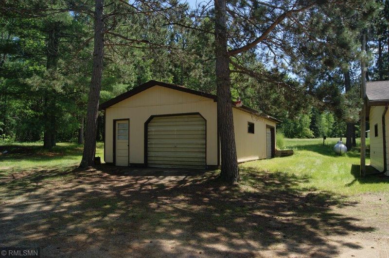 24629 Falcon Rd, Nevis, MN 56467