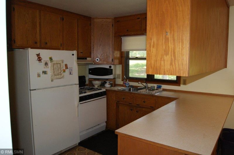 24629 Falcon Rd, Nevis, MN 56467