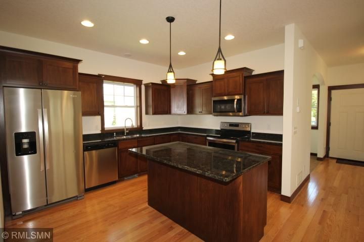 1919 Queen Ave N, Minneapolis, MN 55411