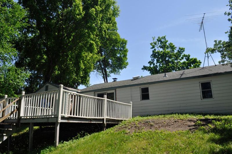 11960 Mentzer Trl, Lindstrom, MN 55045