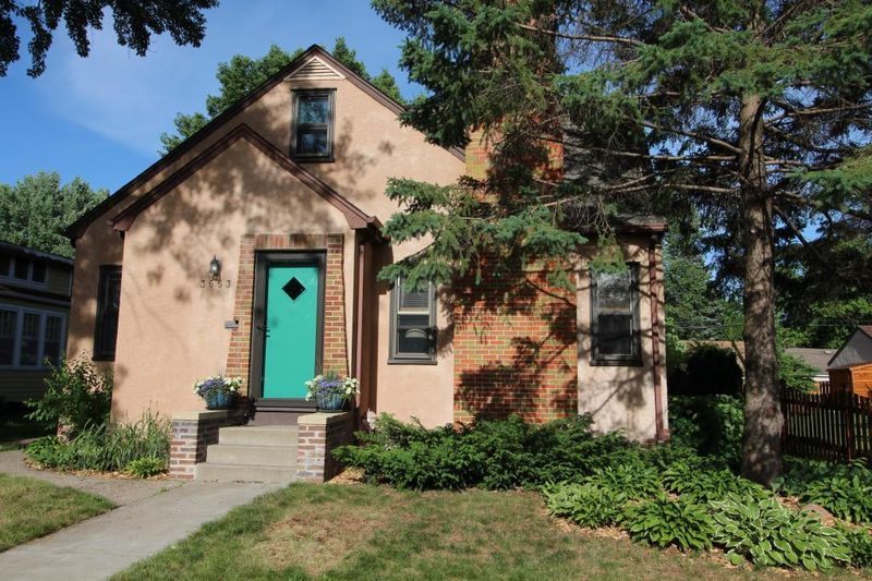 3653 36th Ave S, Minneapolis, MN 55406