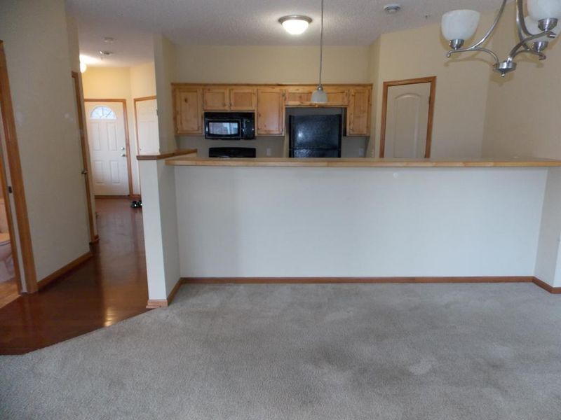 162 Shetland Ln, Lino Lakes, MN 55014