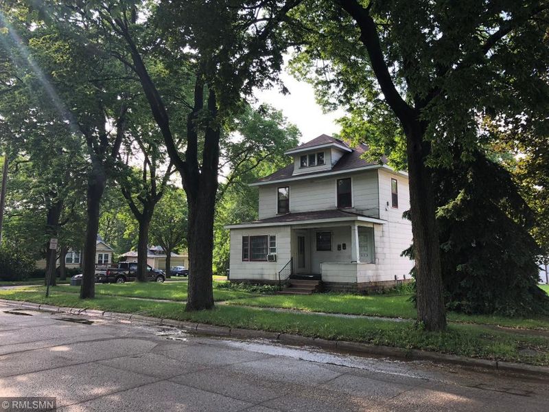 1020 Campbell Ave NW, Willmar, MN 56201