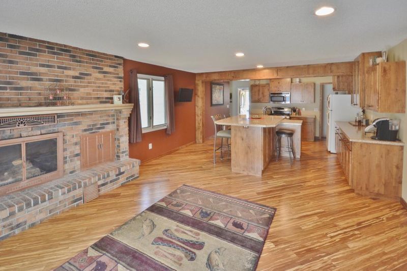 5857 Nevada Ave N, Crystal, MN 55428