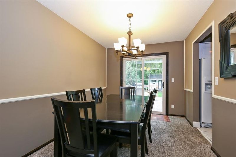 1139 Hunters Ct, New Brighton, MN 55112
