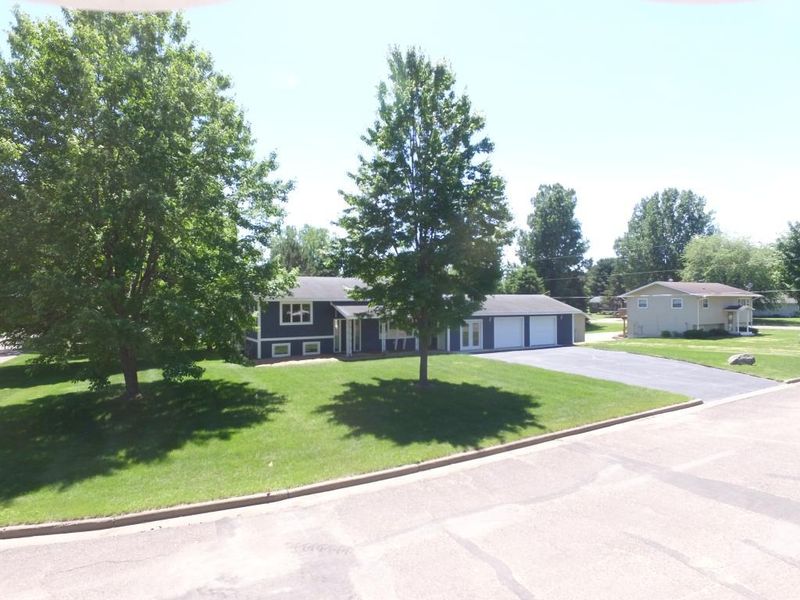 504 Lake Ave, Turtle Lake, WI 54889
