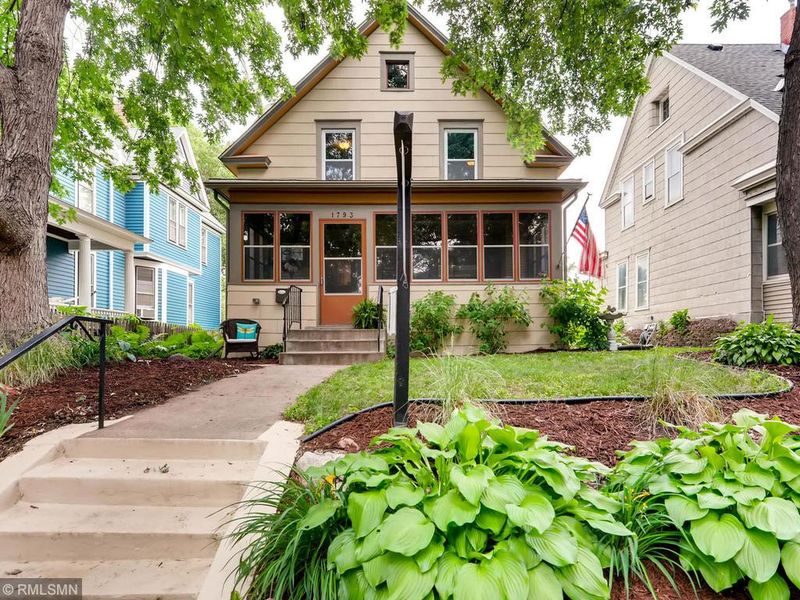 1793 Iglehart Ave, Saint Paul, MN 55104