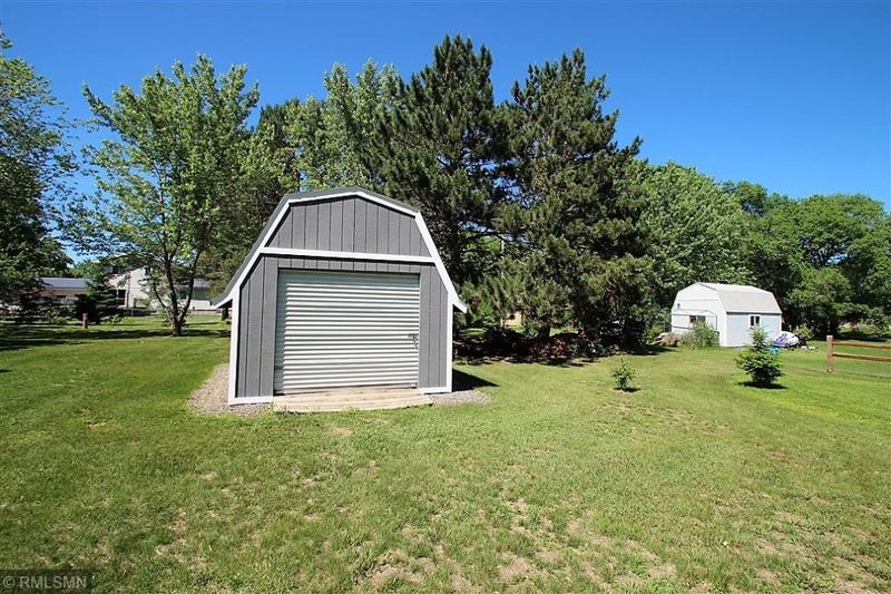 1817 Danforth Cir, Clearwater, MN 55320