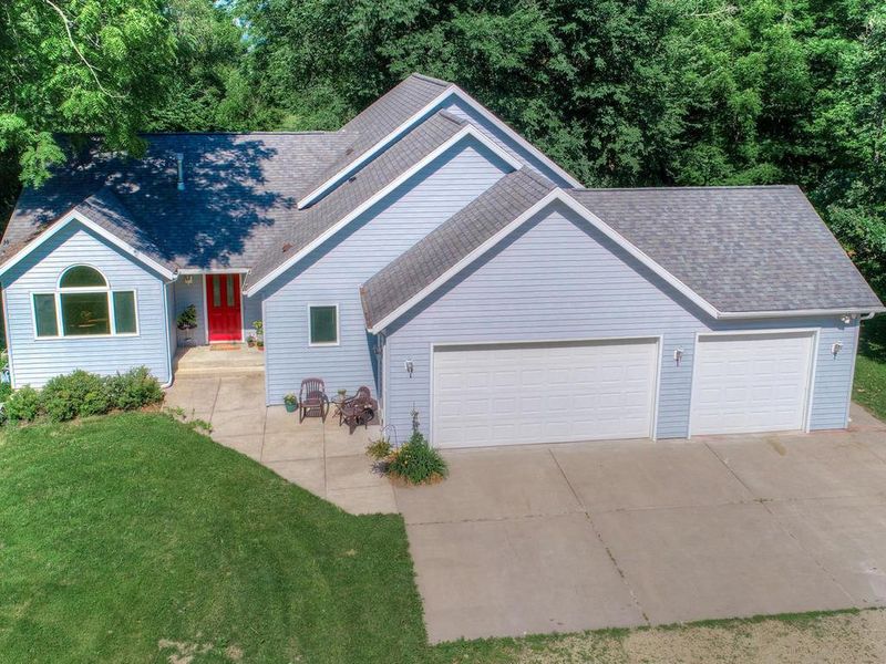 19988 Rhoda Ave, Welch, MN 55089
