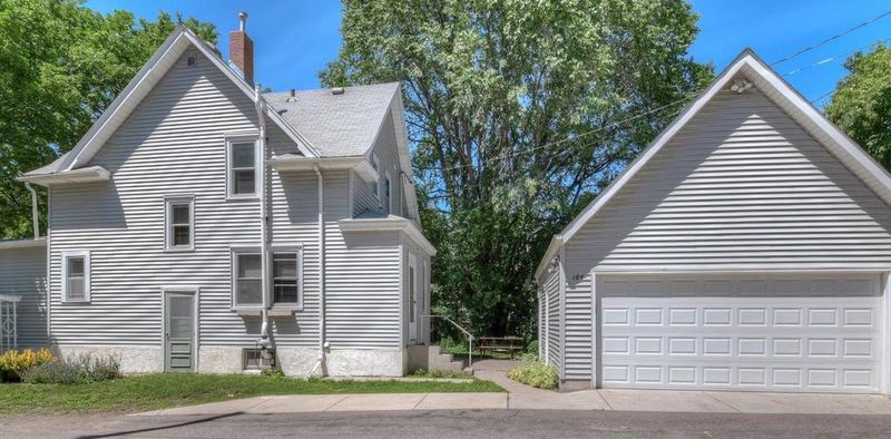 184 Cleveland Ave N, Saint Paul, MN 55104
