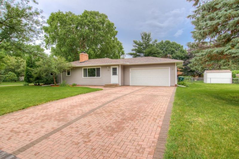 2055 Carnelian Ln, Eagan, MN 55122
