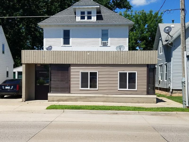 1002 W Oakland Ave, Austin, MN 55912