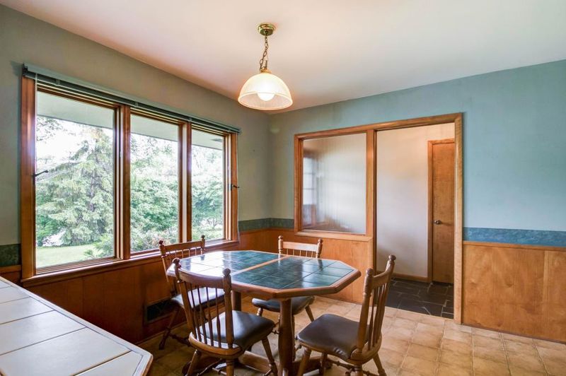 416 Blake Rd S, Hopkins, MN 55343