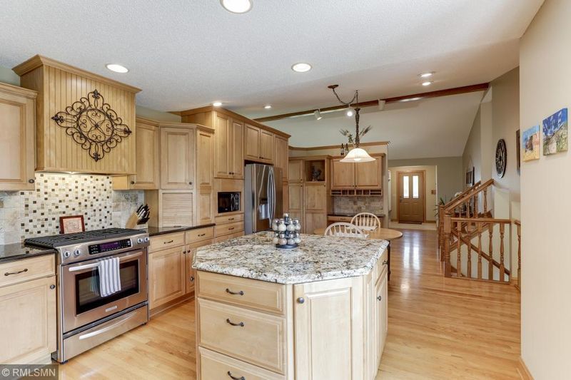 13758 Orchard Pl, Burnsville, MN 55337