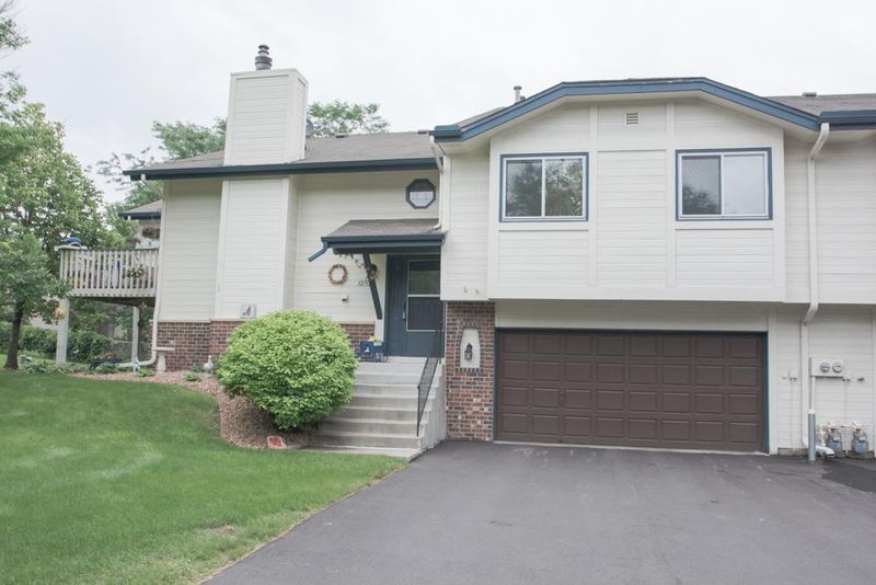12752 84th Ave N, Maple Grove, MN 55369