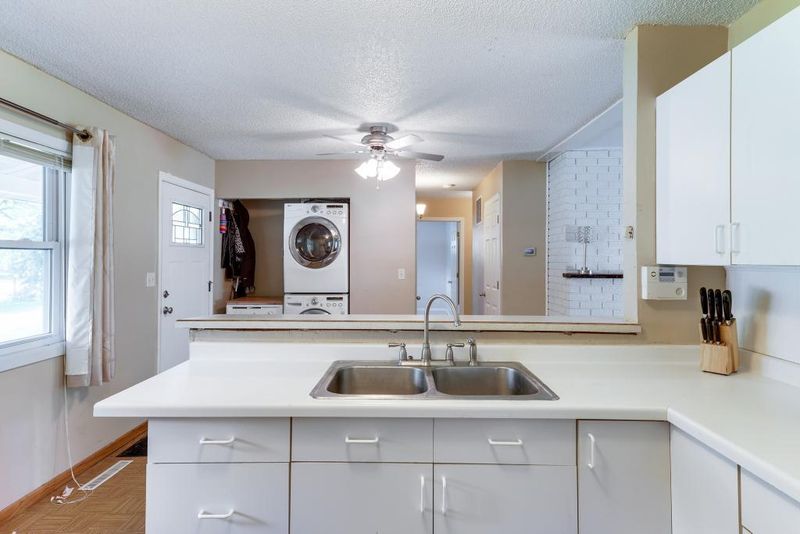 9931 Magnolia St NW, Coon Rapids, MN 55433