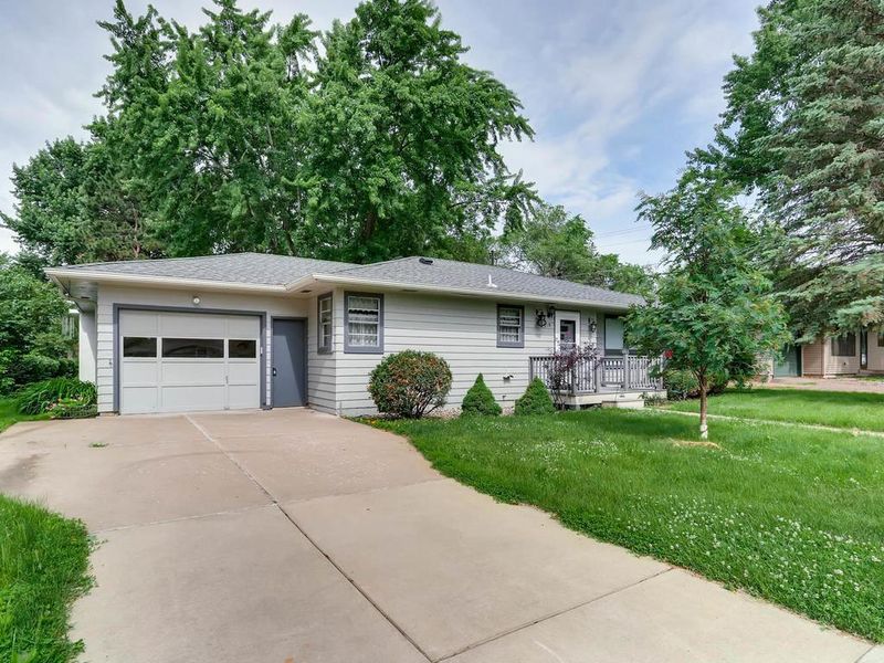 1318 Maple St, Hastings, MN 55033