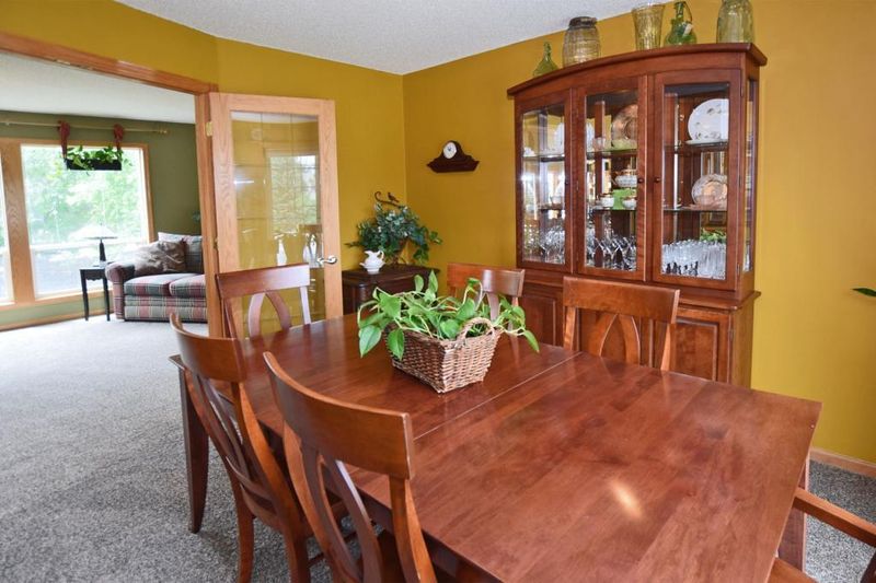 13940 Utah Ave, Savage, MN 55378