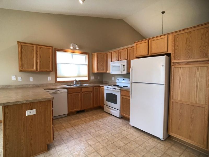 2869 126th Ave NW, Coon Rapids, MN 55448