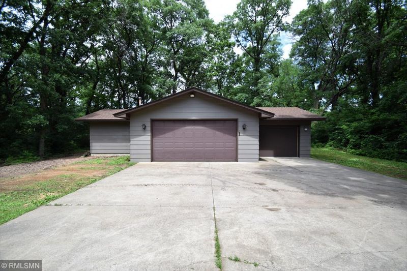 14989 191st Cir NW, Elk River, MN 55330