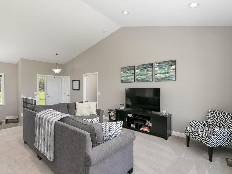 3665 177th Ave NW, Andover, MN 55304