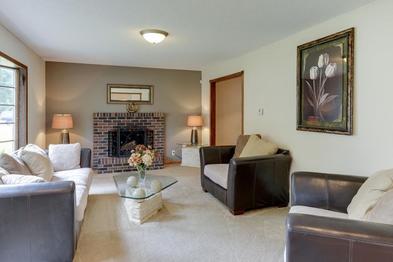 7357 Chowen Ave N, Brooklyn Park, MN 55443