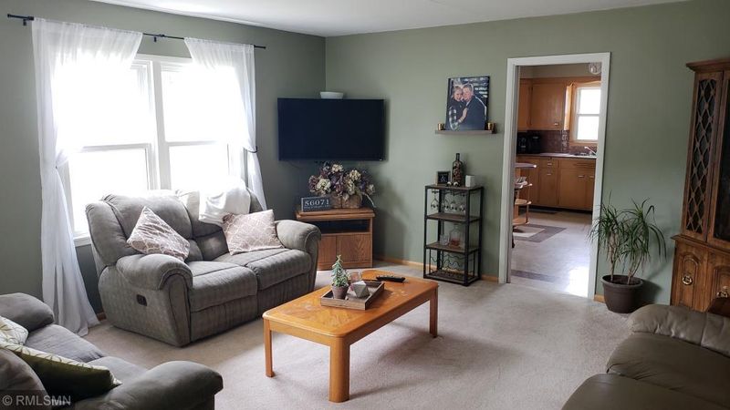 108 Lincoln Ave N, New Prague, MN 56071