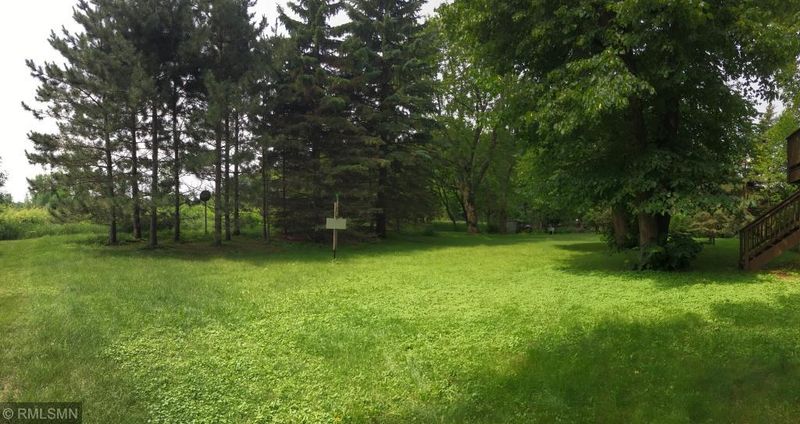 3011 Maple Dr, Prior Lake, MN 55372