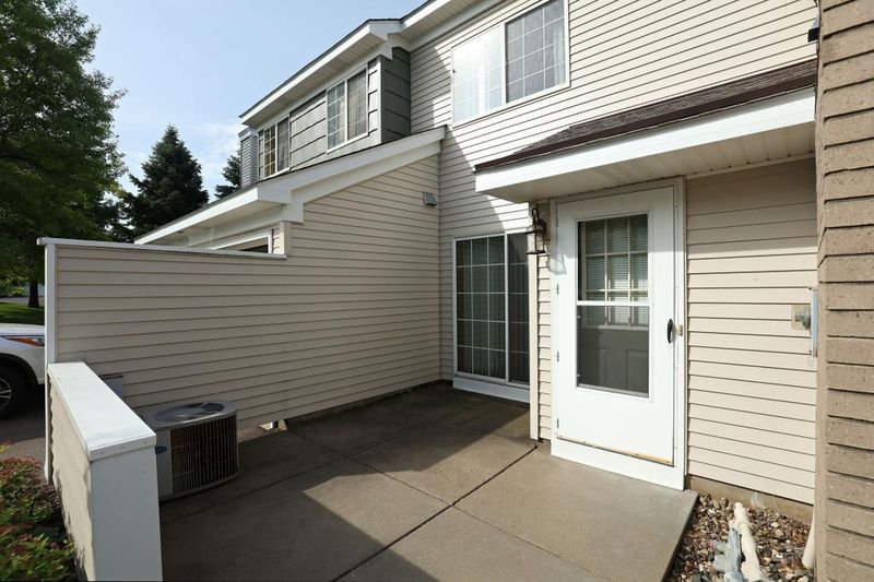 4153 Durham Ct, Eagan, MN 55122