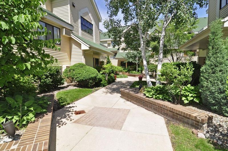 7602 York Ave S #7118, Edina, MN 55435
