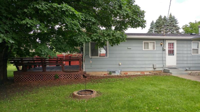 701 James St, Prescott, WI 54021