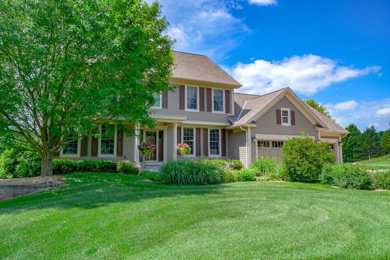 970 Norell Ave N, Stillwater, MN 55082